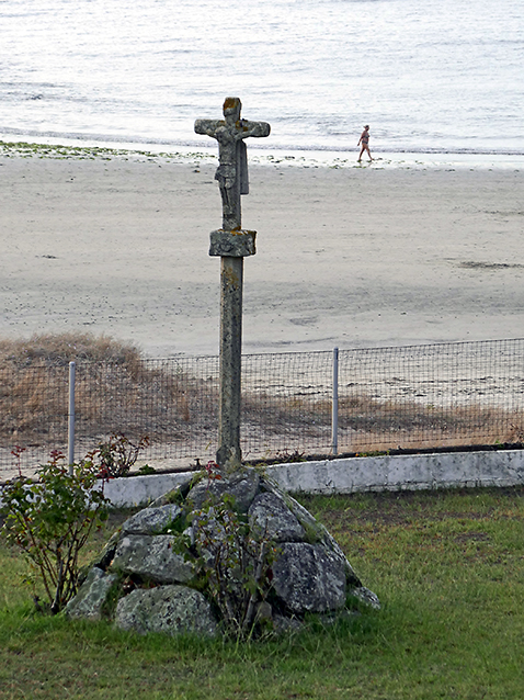 Cruceiro nunha finca privada en Coruxo (Vigo).