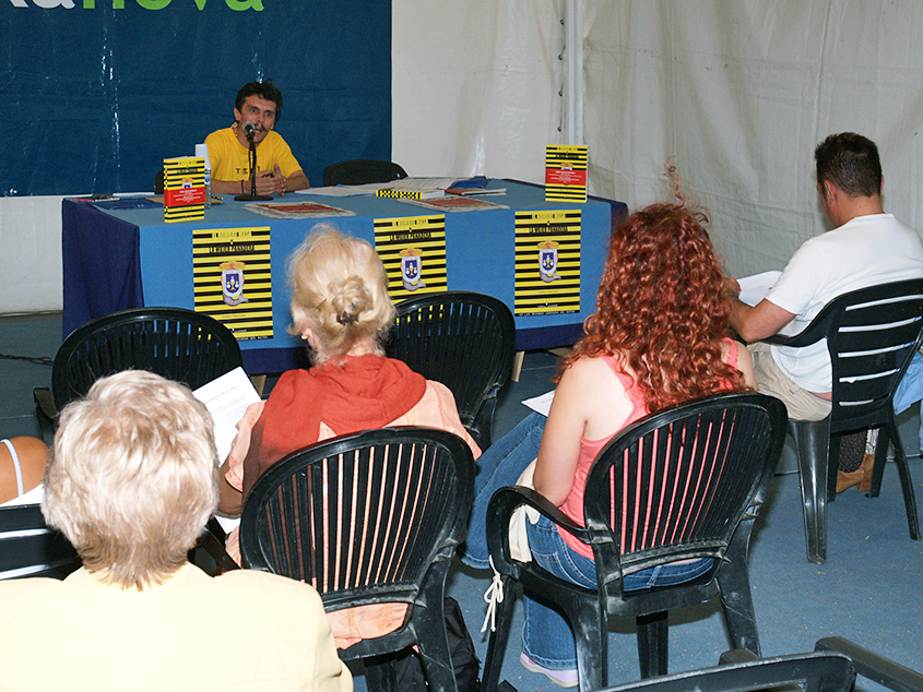 Galería de imágenes: XXXIV Feira do libro da Coruña